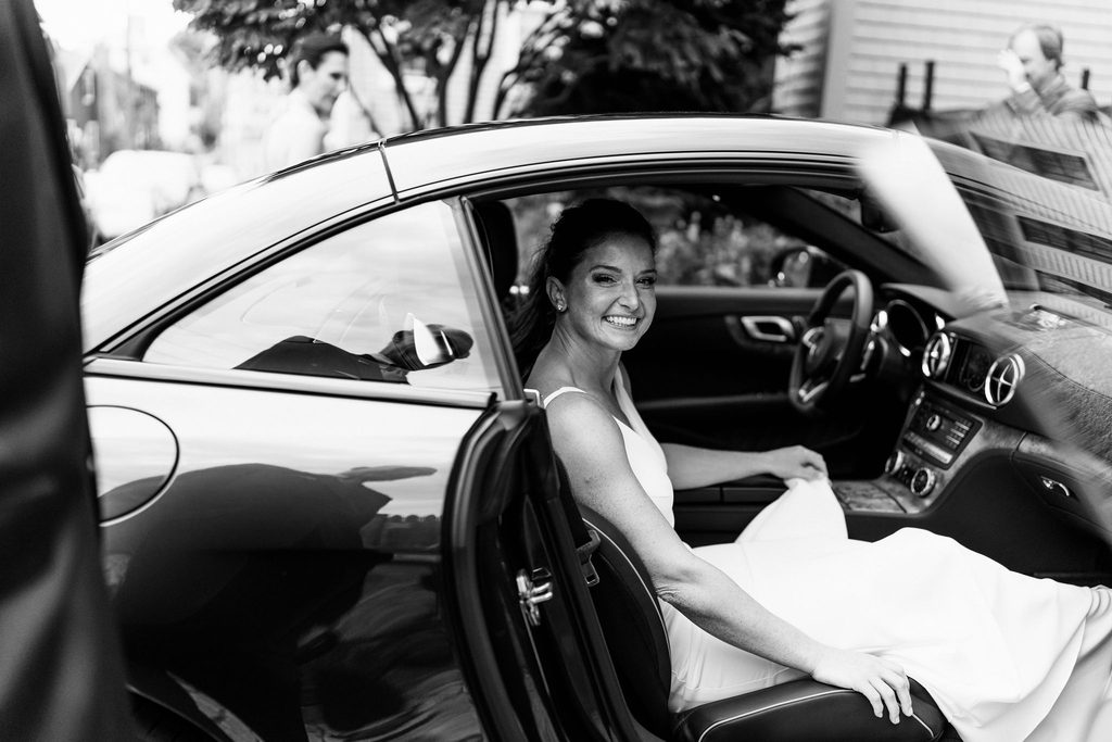 Erin arriving for her wedding at the Boston Yacht Club in Marblehead