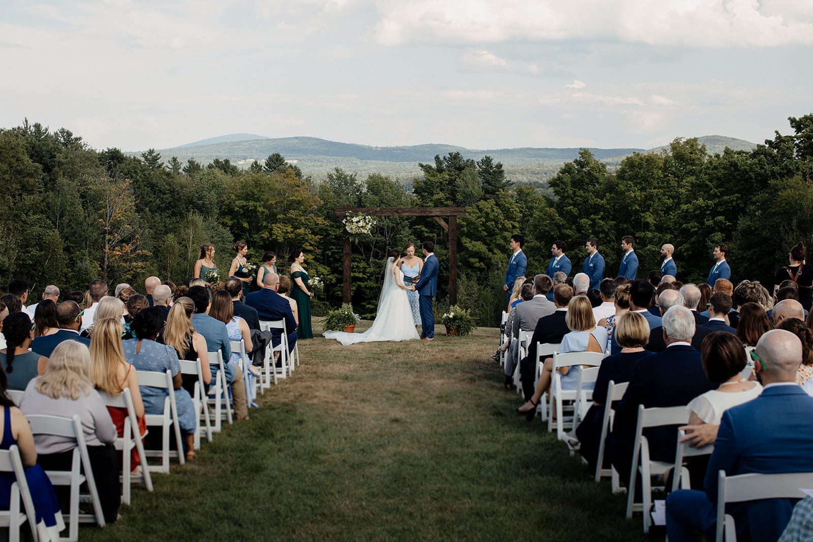 Caroline and Arthur’s outdoor wedding at Dexter’s Inn in Sunapee, New Hampshire